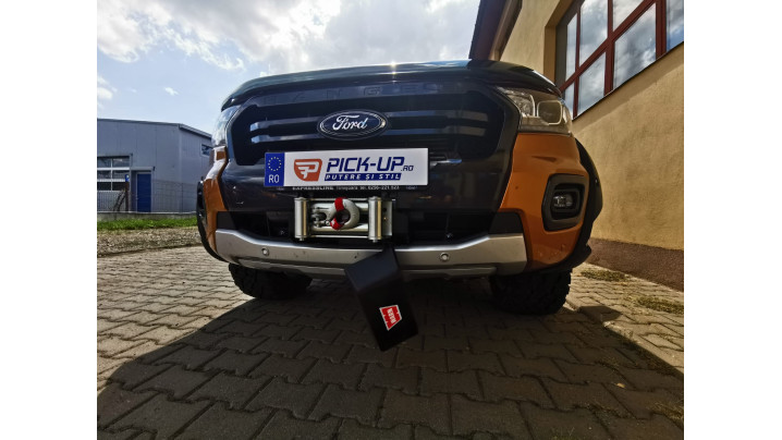 Overfenders, winch, winch-plate, hood guard, window visors installed on Ranger 2020