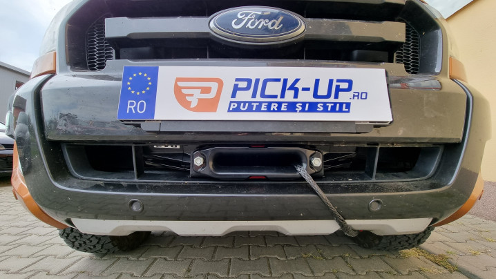 Winch, winch plate installed on Ford Ranger Wildtrak 2017