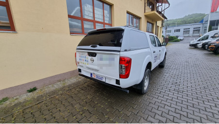 Canopy installed on Nissan Navara NP300 2020