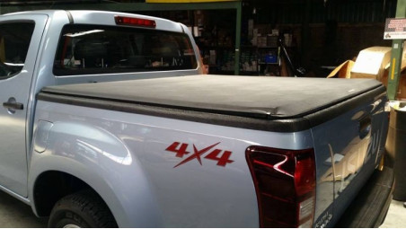 CLOSING THE BLACK TARPA BAR KEK KC090FX ISU DMAX 2012+