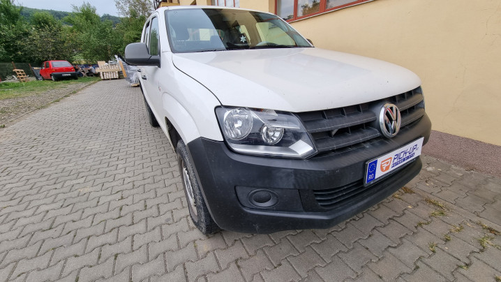 Montare inchidere de bena und carlig de remorcare pe Volkswagen Amarok 2014