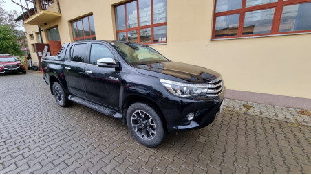 Montare inchidere de bena tip capac pe Toyota Hilux 2017