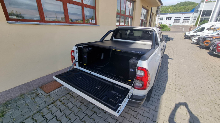 Montare capitonaj bena, rulou bena, ladite utilitare pe Toyota Hilux 2020