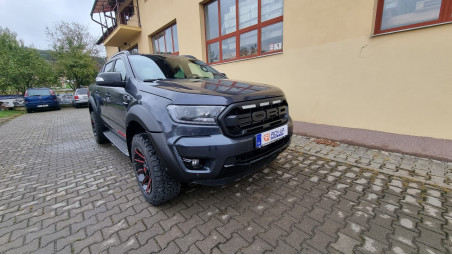 Raptor style grille installed on Ford Ranger 2019