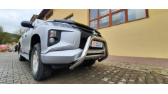 Roll cover, bullbar , hood guard installed on Mitsubishi L200 2020