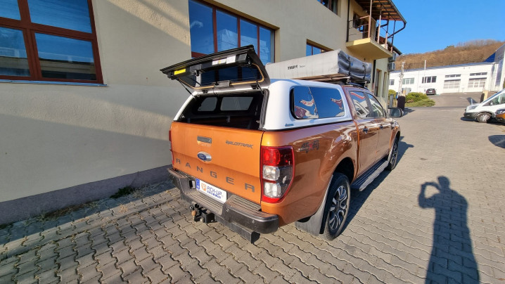 Canopy installed on Ford Ranger 2015