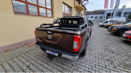 Rollbar, winch, bullbar, side steps installed on Nissan Navara NP300 2019