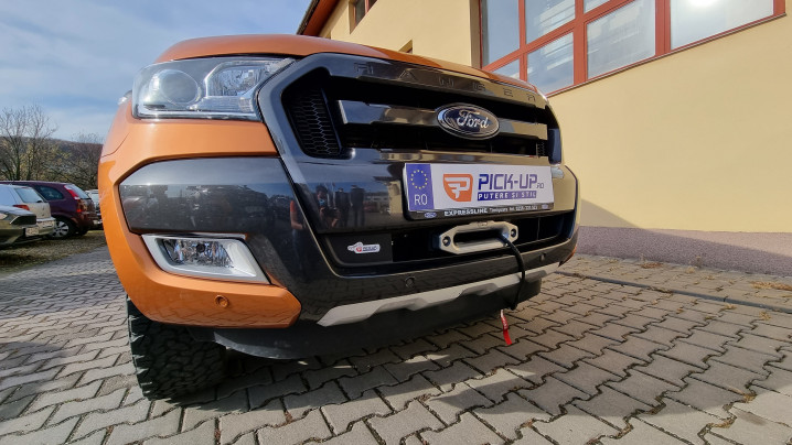 Canopy, winch, winch mount installed on Ford Ranger Wildtrak 2017