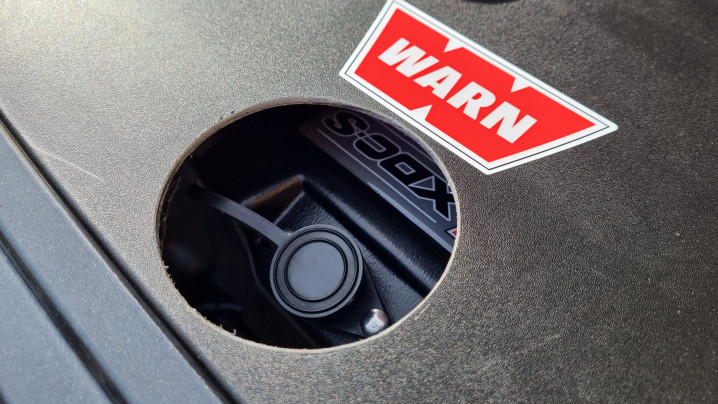 Canopy, winch, winch mount installed on Ford Ranger Wildtrak 2017