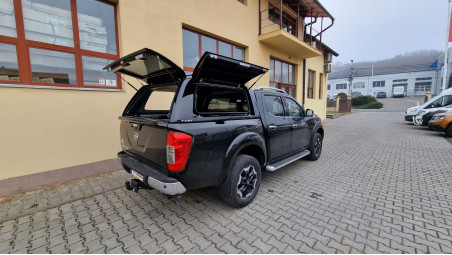 Montare hardtop si capitonaj bena pe Nissan Navara NP300