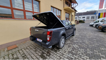 Montare inchidere de bena tip capac pe Isuzu D-Max 2017