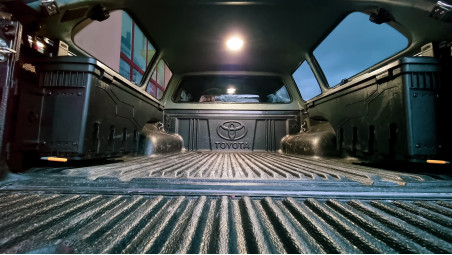 Montare hardatop si ladite utilitare pe Toyota Hilux 2016