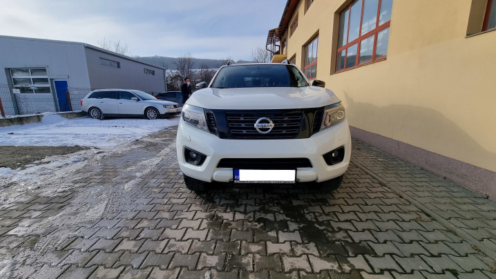 Cargo slie, canopy, window visors installed on Nissan Navara NP300 2020