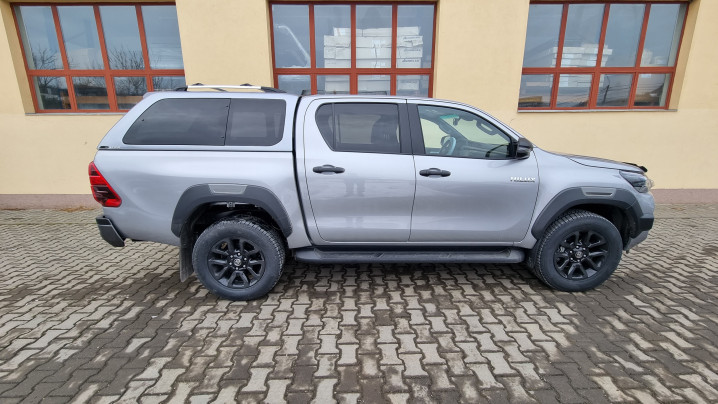 Montare hardtop, Laderaumauskleidung, deflector capota pe Toyota Hilux 2022