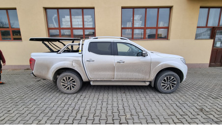 Montare inchidere de bena tip capac und capitonaj de bena pe Nissan Navara NP300 2019