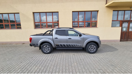 Roll cover, rollbar installed on Nissan Navara Np300 2019