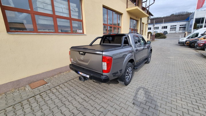 Roll cover, rollbar installed on Nissan Navara Np300 2019