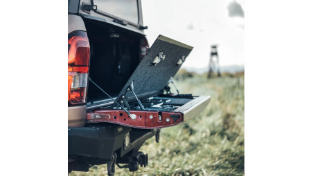 TOYota HILUX '16+ WINDSHIELD COMPARTMENT