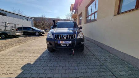 Snorkel installed on Toyota LX120