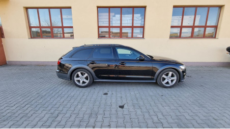 Towing hook installed on Audi A6 Allroad C7