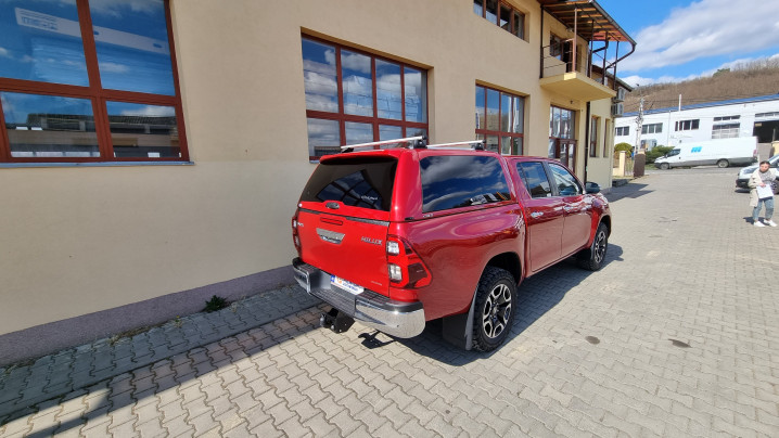 Fully equipped Toyota Hilux 2019