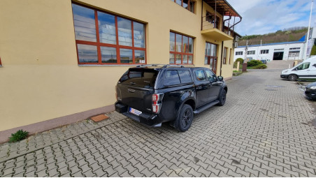 Montare capitonaj de bena si hardtop pe Isuzu D-Max 2019