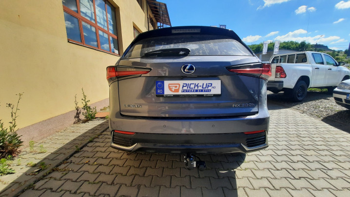 Towing hook installed on Lexus NX300 H