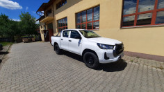 Roll cover, rollbar installed on Toyota Hilux 2018