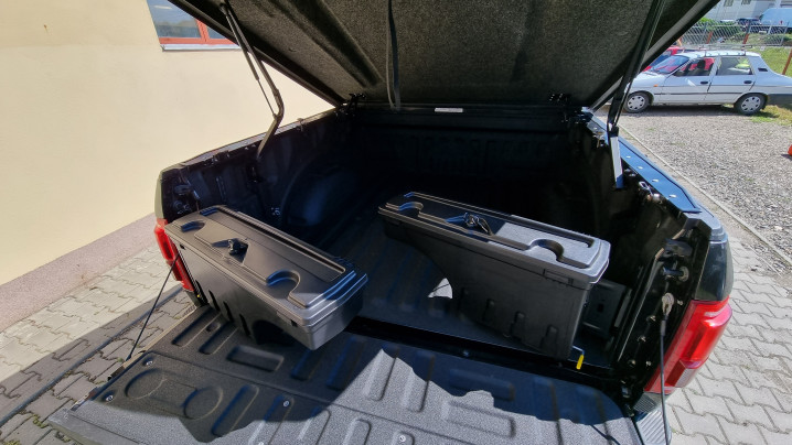 Montare capac bena si ladite utilitare pentru Ford F150