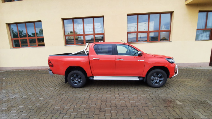 Montare lada utilitara si bullbar pe Toyota Hilux 2021