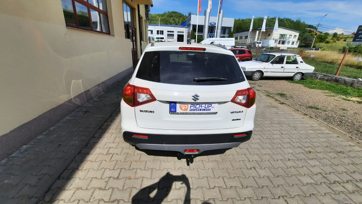 Montare Anhängerkupplung Suzuki Vitara 2014