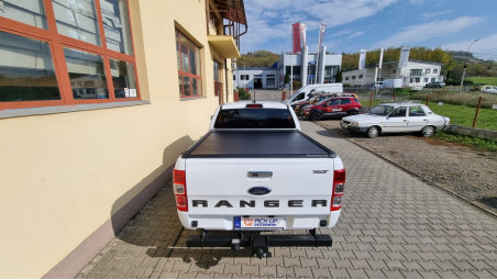 Roll cover installed on Ford Ranger 2019