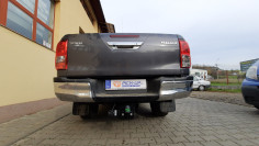 Roll cover installed on Toyota Hilux 2022 2