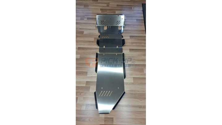 SCUT MOTOR SI RADIATOR ALUMINIU TOYOTA LAND CRUISER 150 2009-