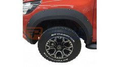 SAF POCKET STYLE FENDER PROTECTOR WITH SCREW TOY HILUX 2016-2020