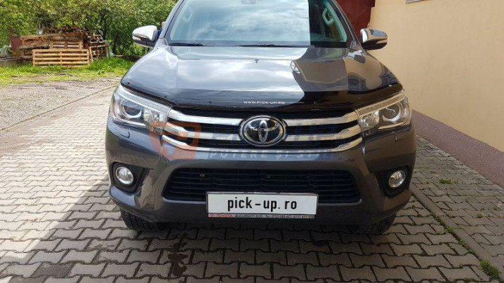 DEFLECTOR CAPOTA EGR TOYOTA HILUX 2015+ BAZ