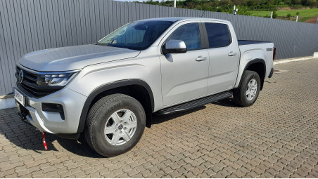 Bed liner, roll cover, side steps, towing hook installed Volkswagen Amarok 2023