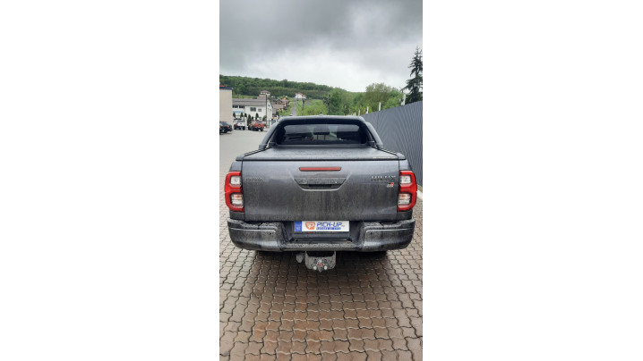 Montare rulou de bena si rollbar pe Toyota Hilux 2023
