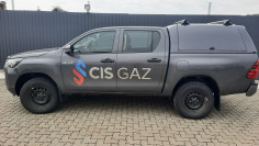 Canopy installed on Toyota Hilux 2023