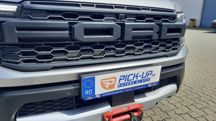Winch, winch plate, skid plate, spot lights installed on Ford Ranger Raptor 2023