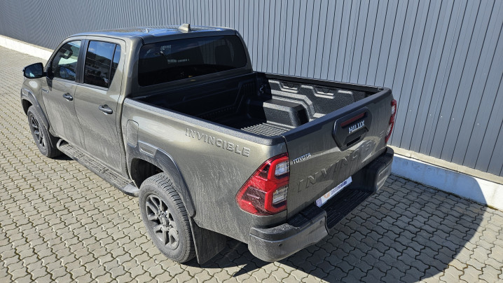 Bed liner, rail guard, hood guard installed on Toyota HIlux 2023