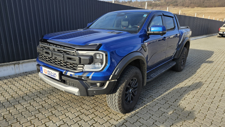 Window visors, hood guard installed Ford Ranger Raptor 2023