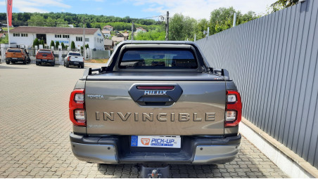 Montare rulou de bena und rollbar pe Toyota Hilux 2023