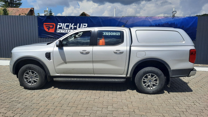 Canopy installed on Ford Ranger 2023