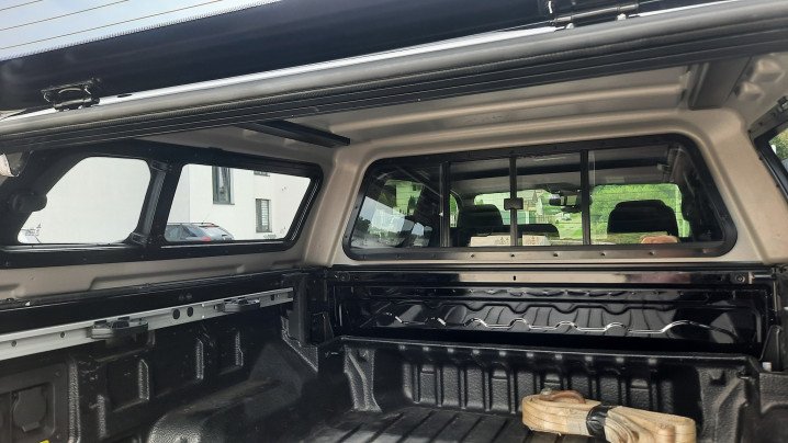 Canopy installed on Ford Ranger 2024