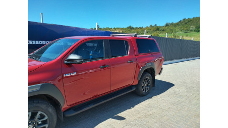 Canopy, bed liner installed on Toyota Hilux 2020