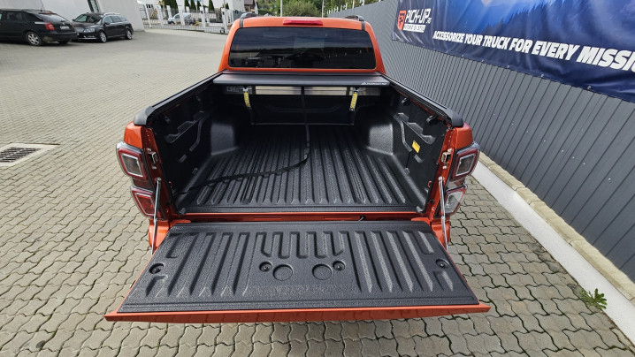 Montare rulou de bena pe Isuzu D-Max 2020