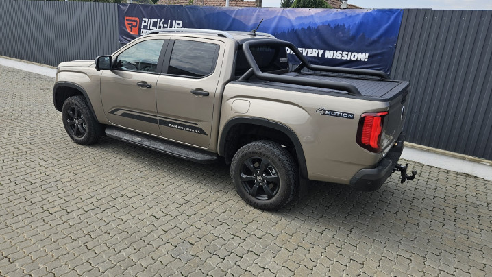Installation of tonneau roll cover on Volkswagen Amarok 2023