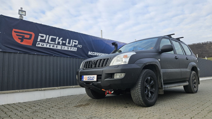 Winch, winch plate, skid plates installed on Toyota Land Cruiser