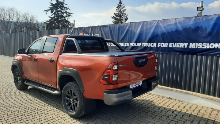 Montare rulou de bena und rollbar pe Toyota Hilux 2020